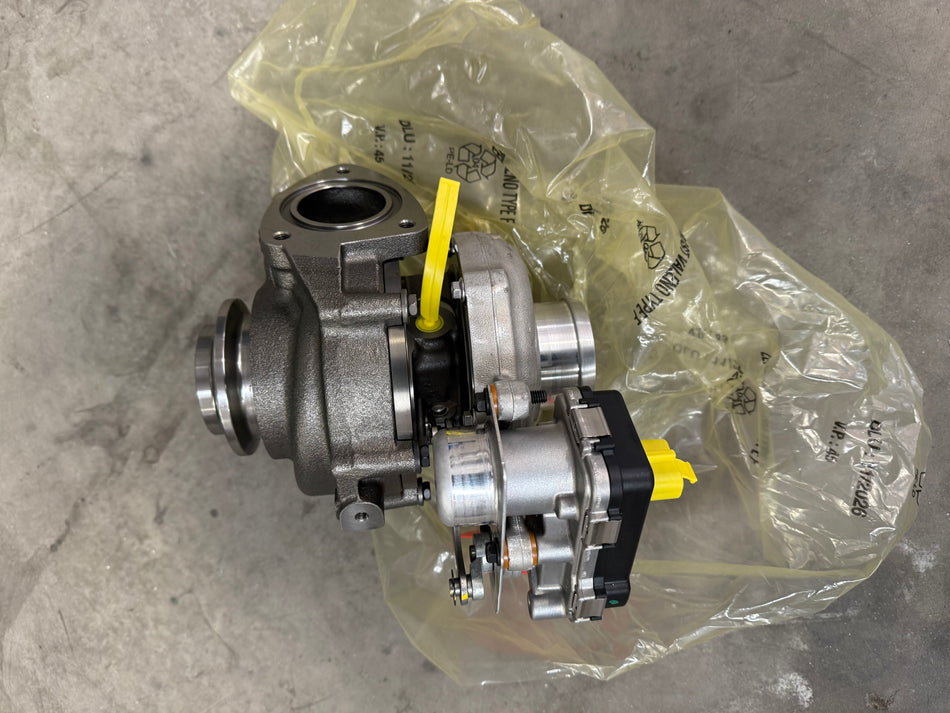 LR065510 - Land Rover Turbocharger