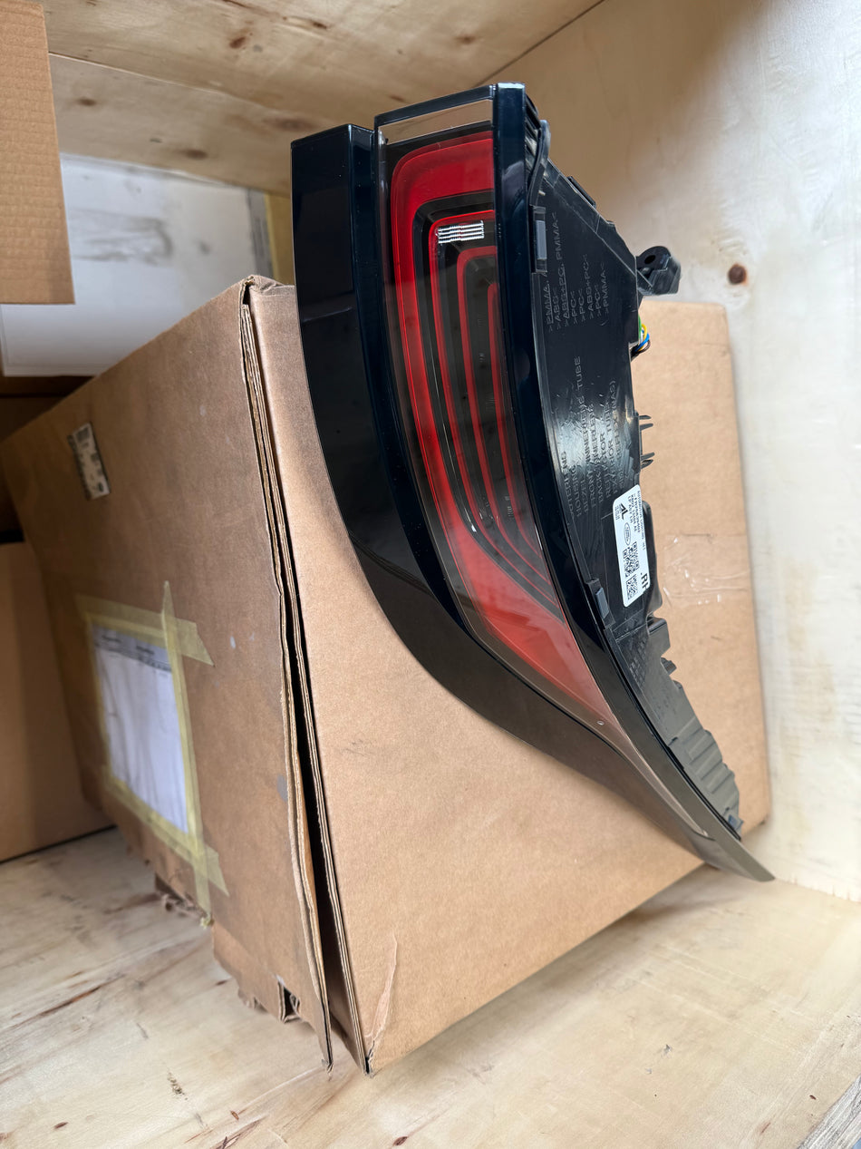 LR173006 - Lamp - Rear- Stop And Flasher - Genuine Land Rover