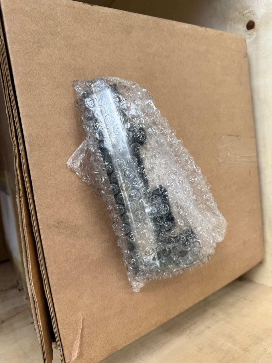 LR027945 - Land Rover Lamp - Side Flasher