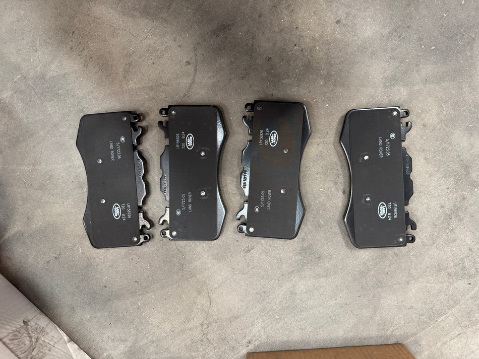 LR156926 - Front Brake Pads - Performance Brakes with Size 20 Discs - Range Rover L405, Sport L494, Discovery 5 and Defender 2020