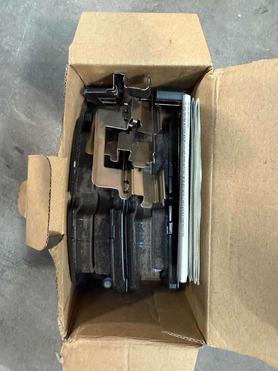 LR162048 - Rear Brake Pads for Land Rover Defender 2020 Onwards - Fits Vehicles 18" Wheels