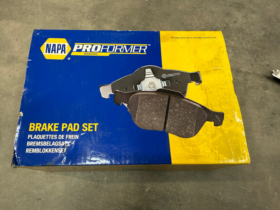 PBP7641 - Brake Pads Set PBP7641 Napa Proformer Front LR016684 LR020362 LR083935 LR093886