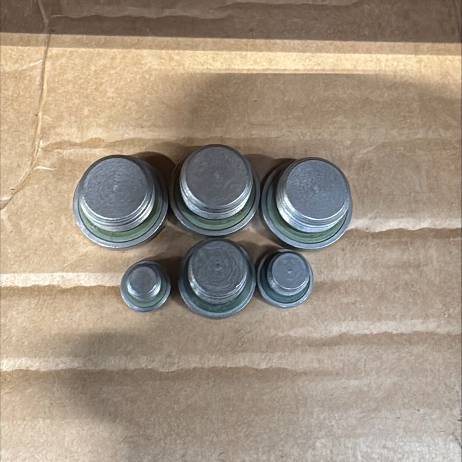 LR049876 - Land Rover PLUG SERVICE KIT