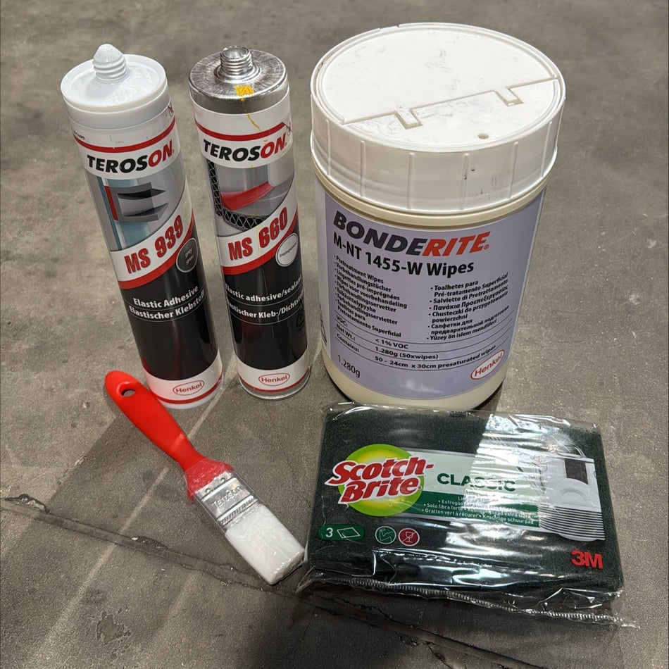T4K15666 - Jaguar Repair kit