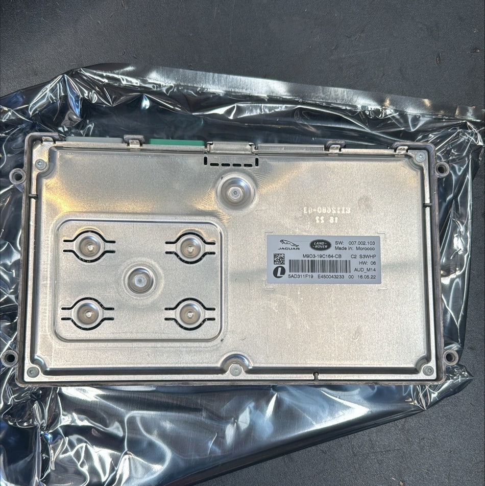 LR150621 - Amplifier - Audio System