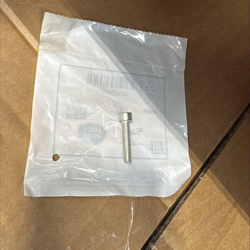 LR067041 - Land Rover Bolt