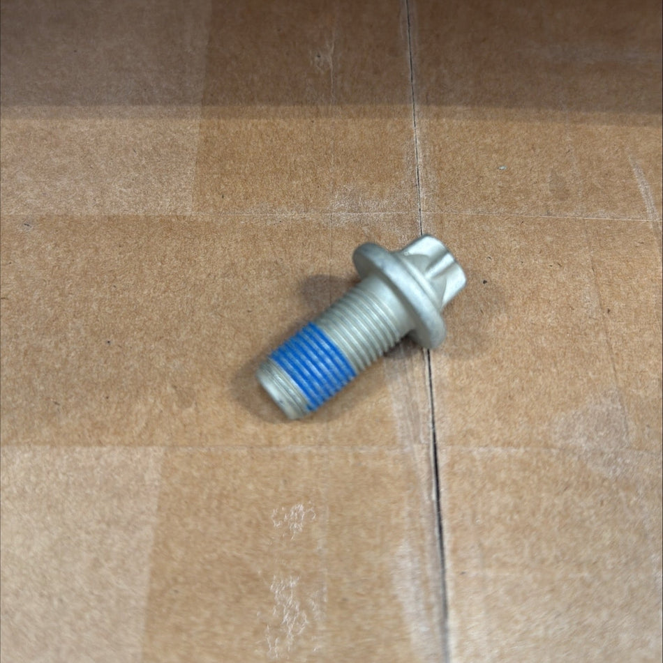 TYG500130 - Land Rover Bolt