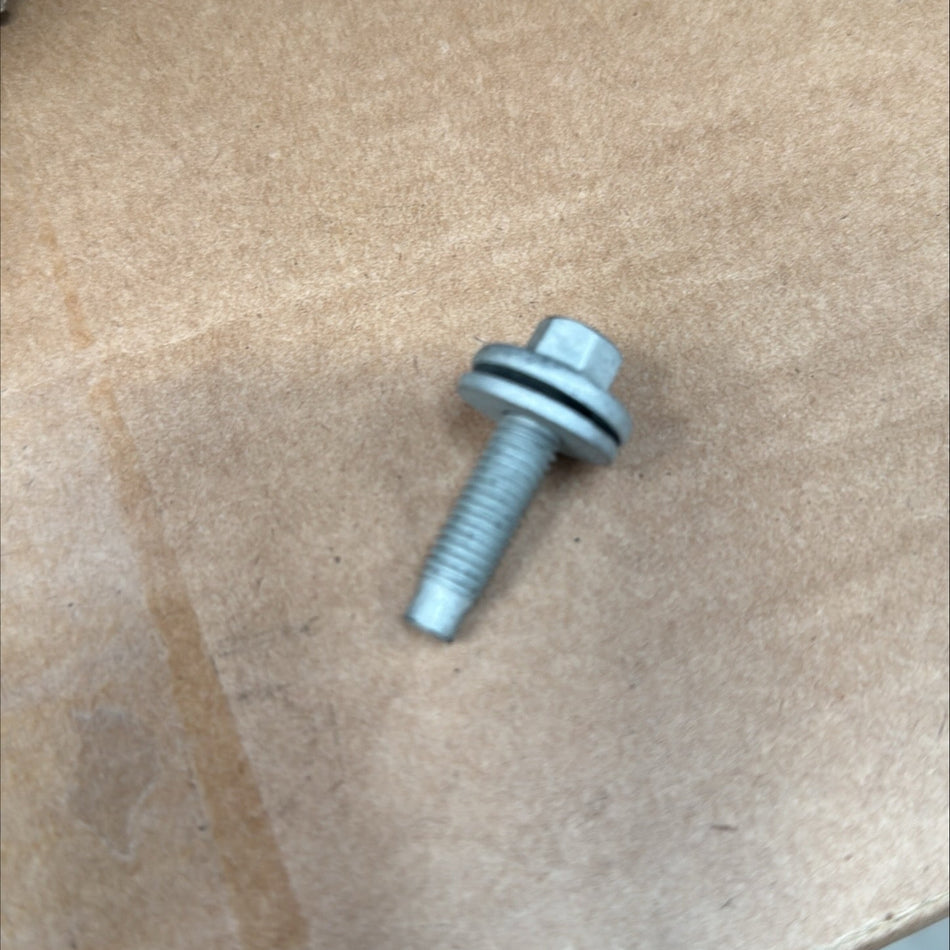 C2Z2442 - Jaguar Bolt and washer