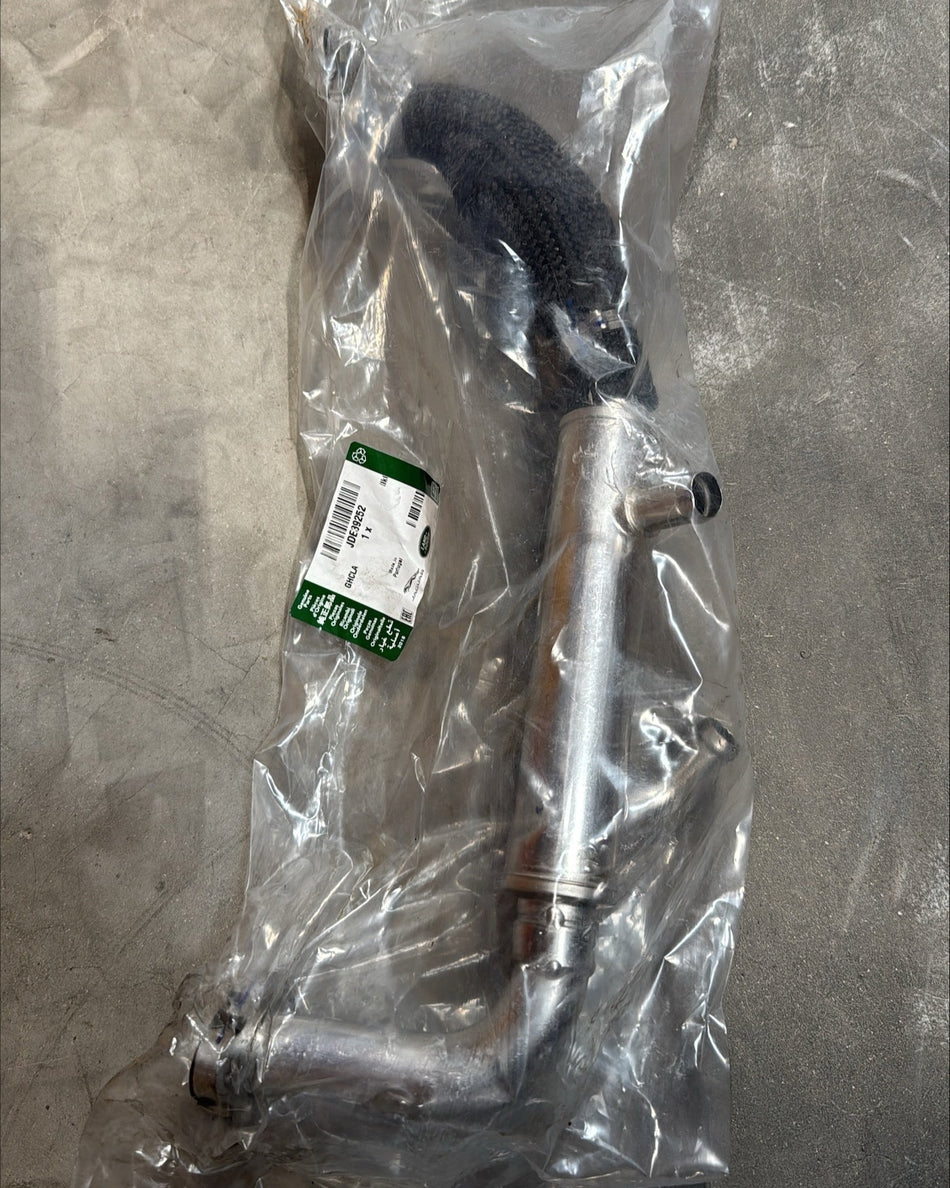 JDE39252 - Jaguar Tube